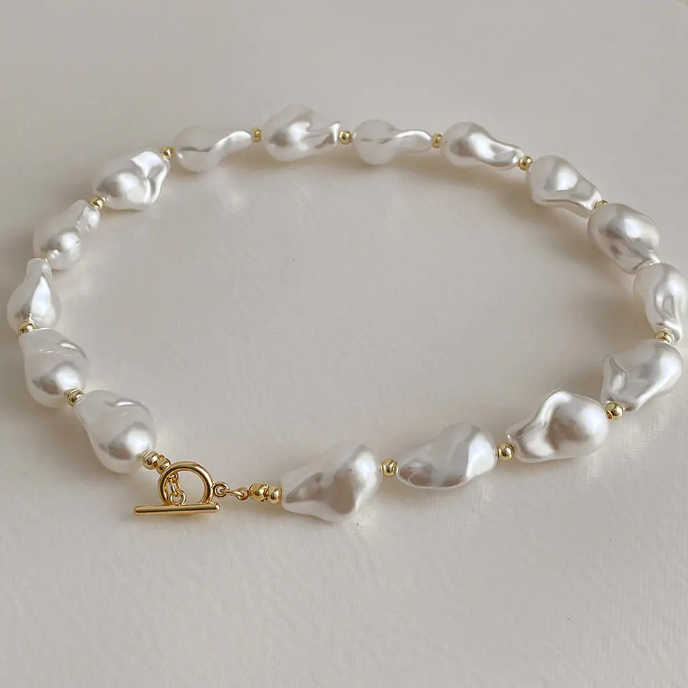 Majorelle Pearl Buckle Necklace